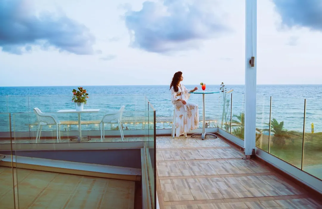Must Boutique Hotel & Restaurant-1